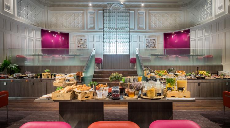 Buffet petit déjeuné Radisson Blu à Nantes